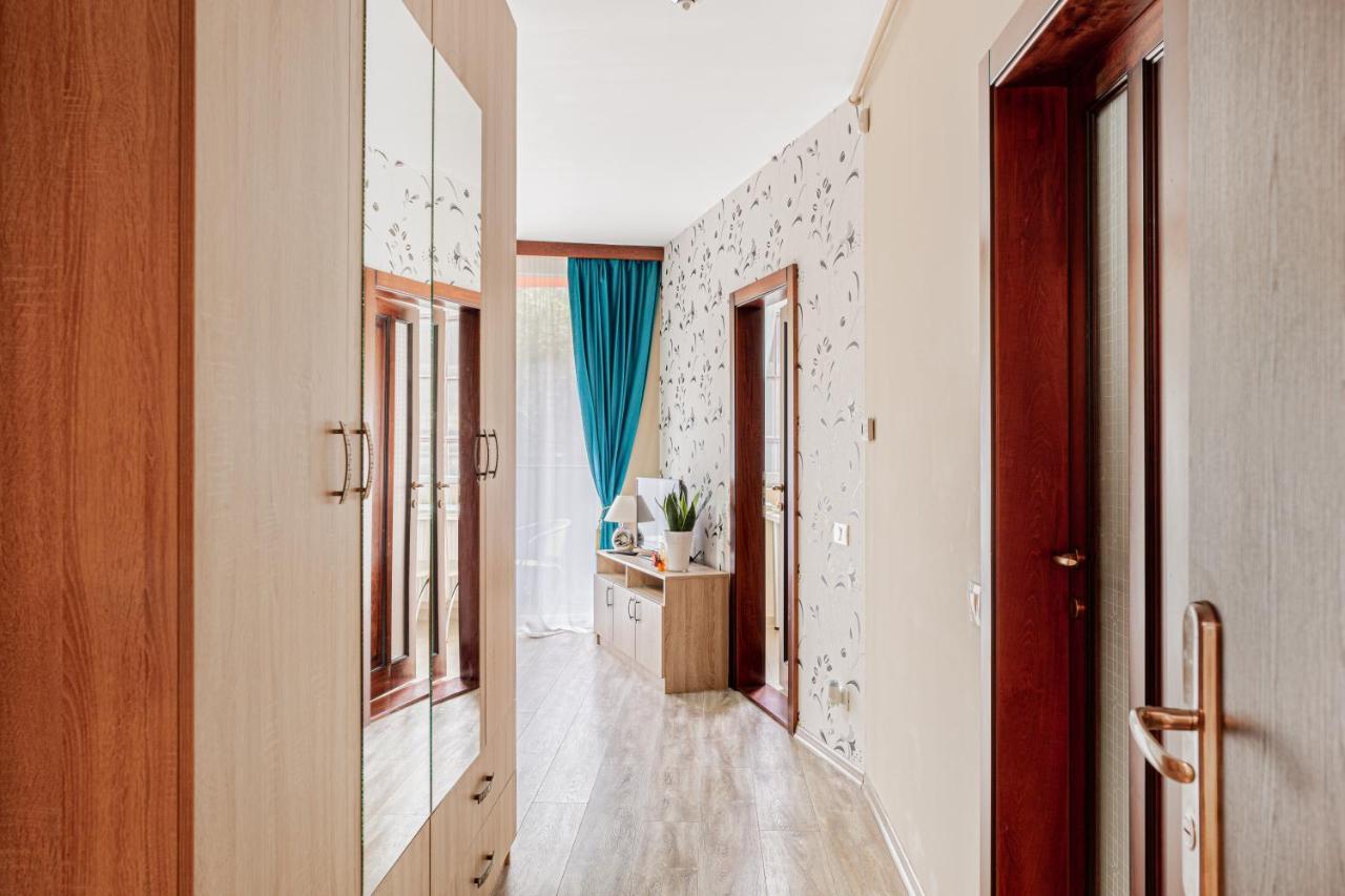 Ari Blue Apartment Ared In Kaufland Complex Arad Luaran gambar